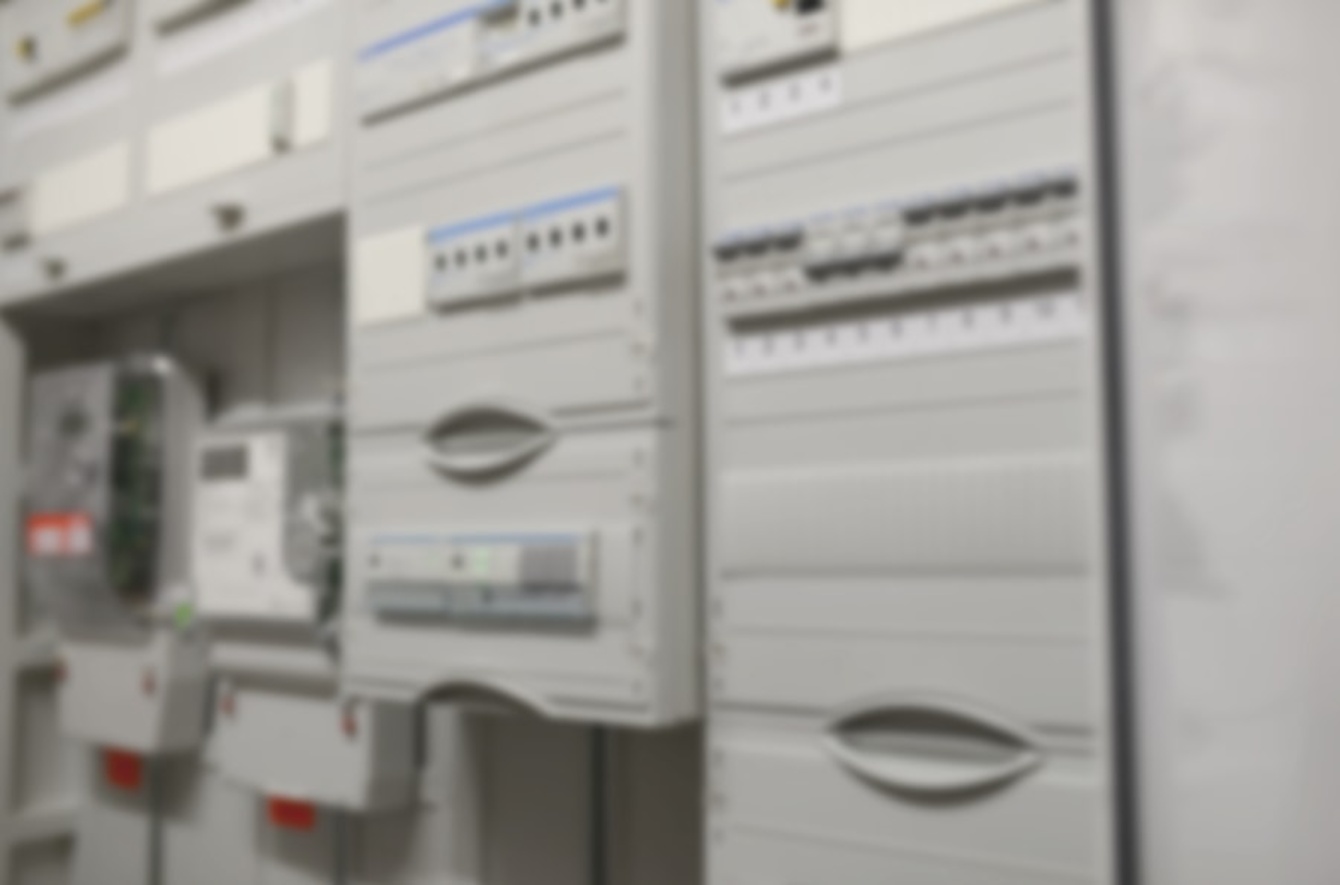 Schalt&shy;schrank&shy;bau bei Herz-Impuls Elektronik GmbH in Kelkheim